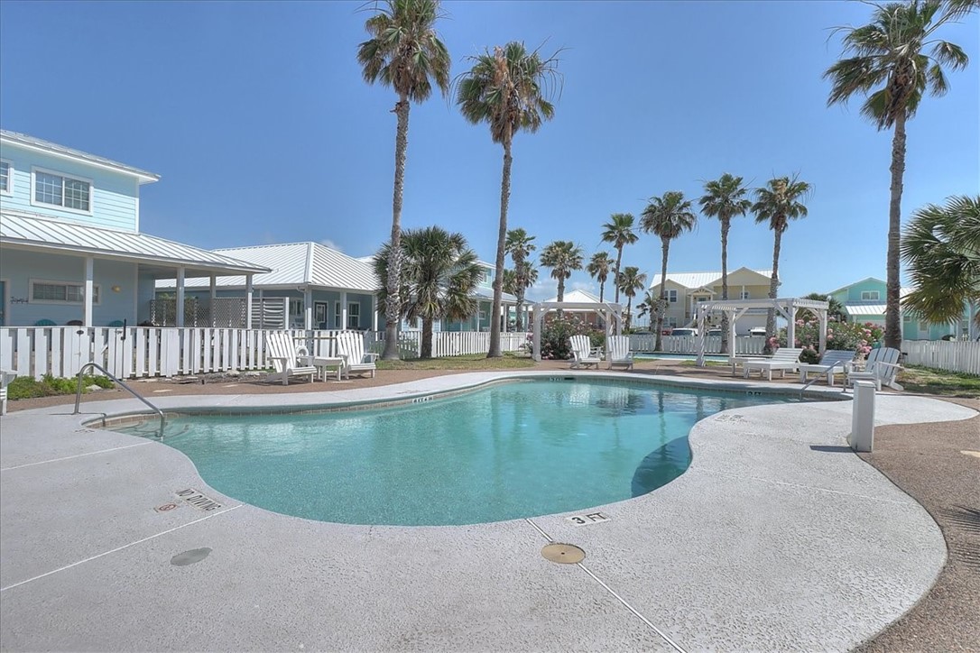 334 Royal Dunes Property Photo 32