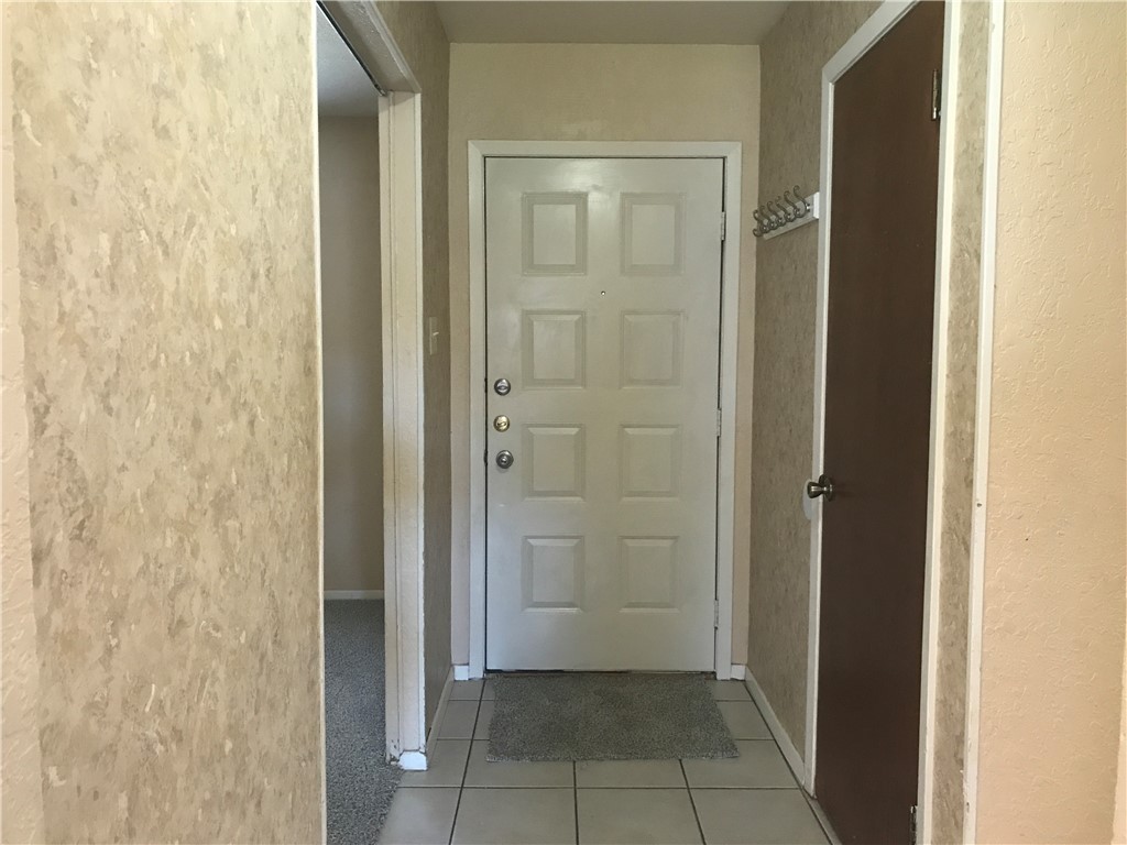 2745 Silverspur Dr Property Photo 4