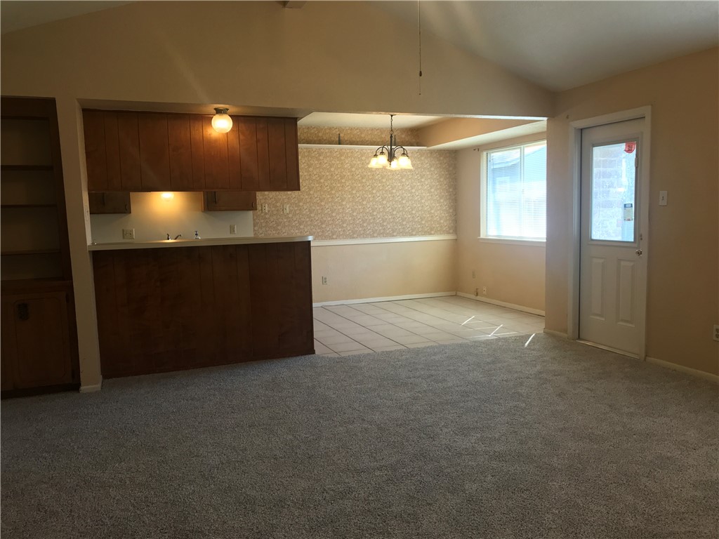 2745 Silverspur Dr Property Photo 14