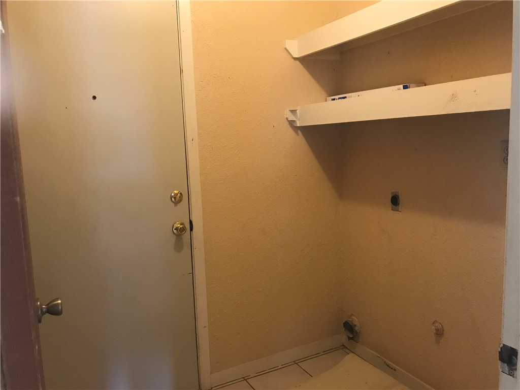 2745 Silverspur Dr Property Photo 24