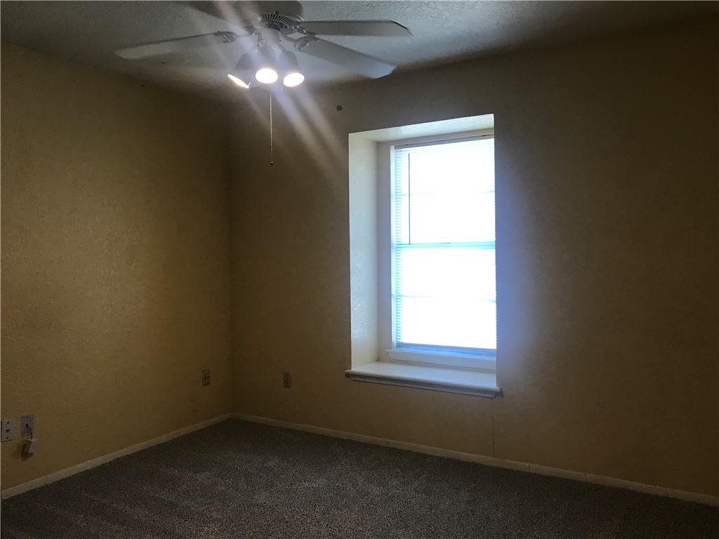 2745 Silverspur Dr Property Photo 30