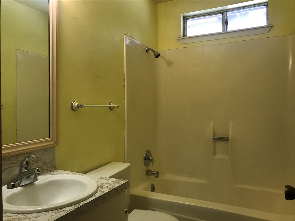 2745 Silverspur Dr Property Photo 33