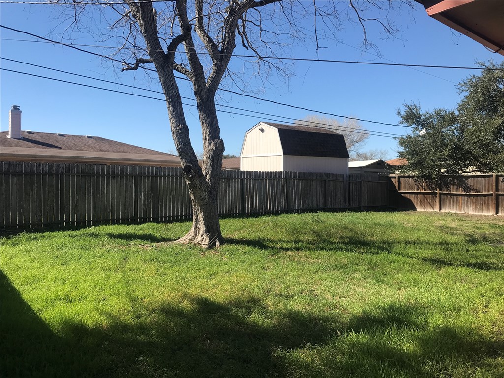 2745 Silverspur Dr Property Photo 40