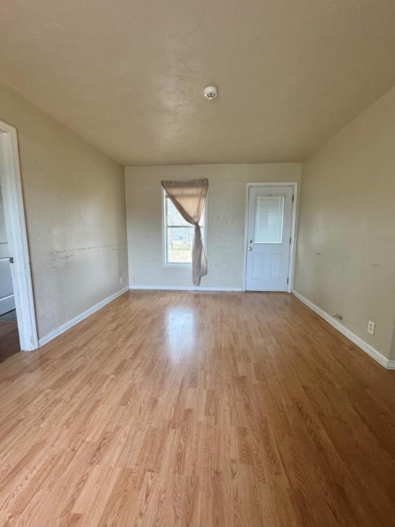 4012 Willow St Property Photo 4