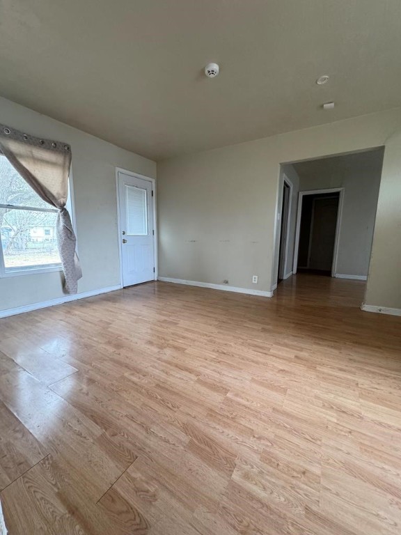 4012 Willow St Property Photo 5