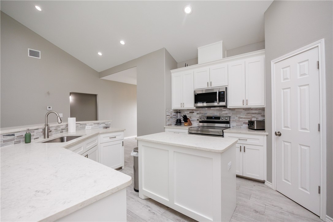 535 Private Property Photo 8