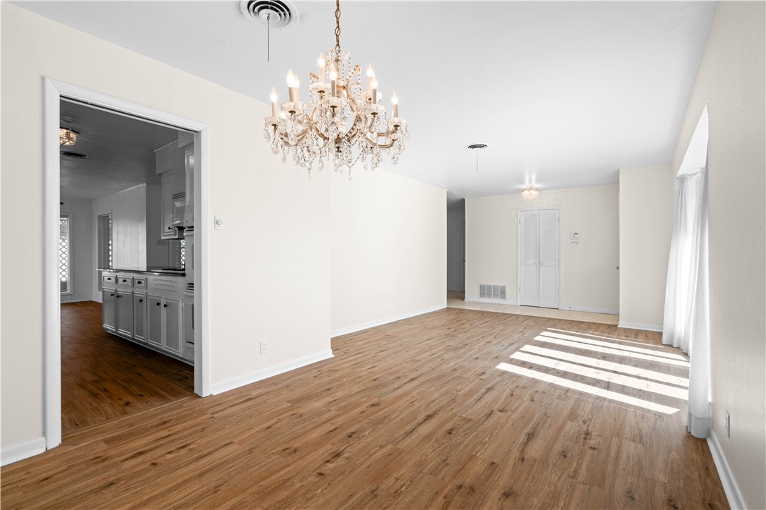 436 Palmetto St Property Photo 5