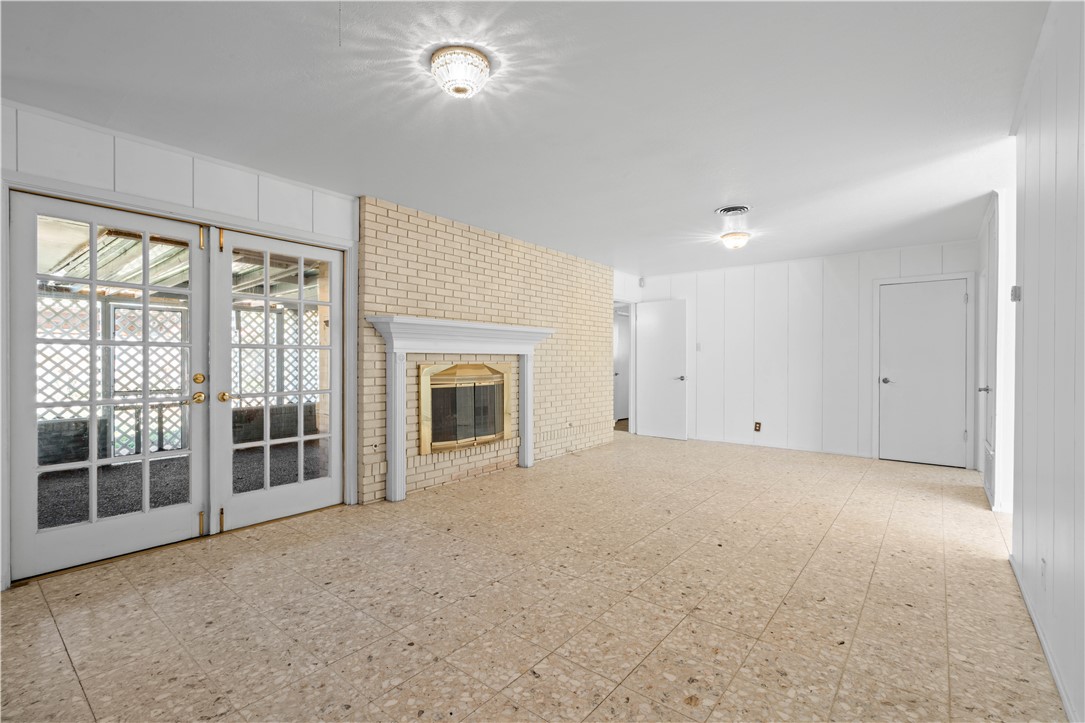 436 Palmetto St Property Photo 8