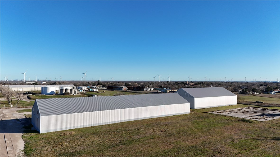 9715 Us-181 Property Photo