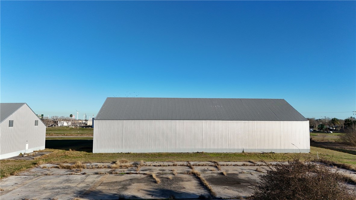 9715 Us-181 Property Photo 3
