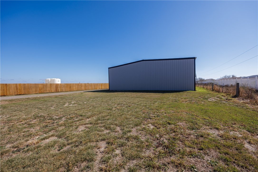 549 Private Property Photo 8