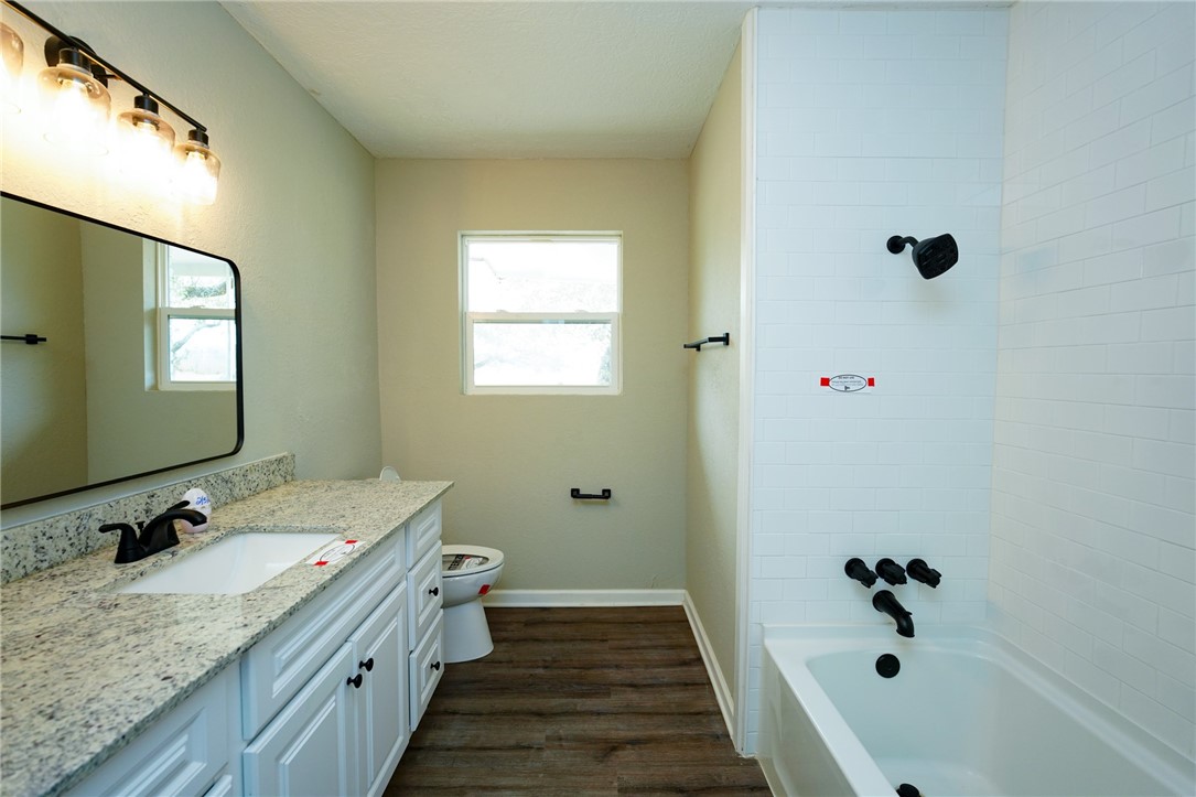 2746 Big Oak Property Photo 6