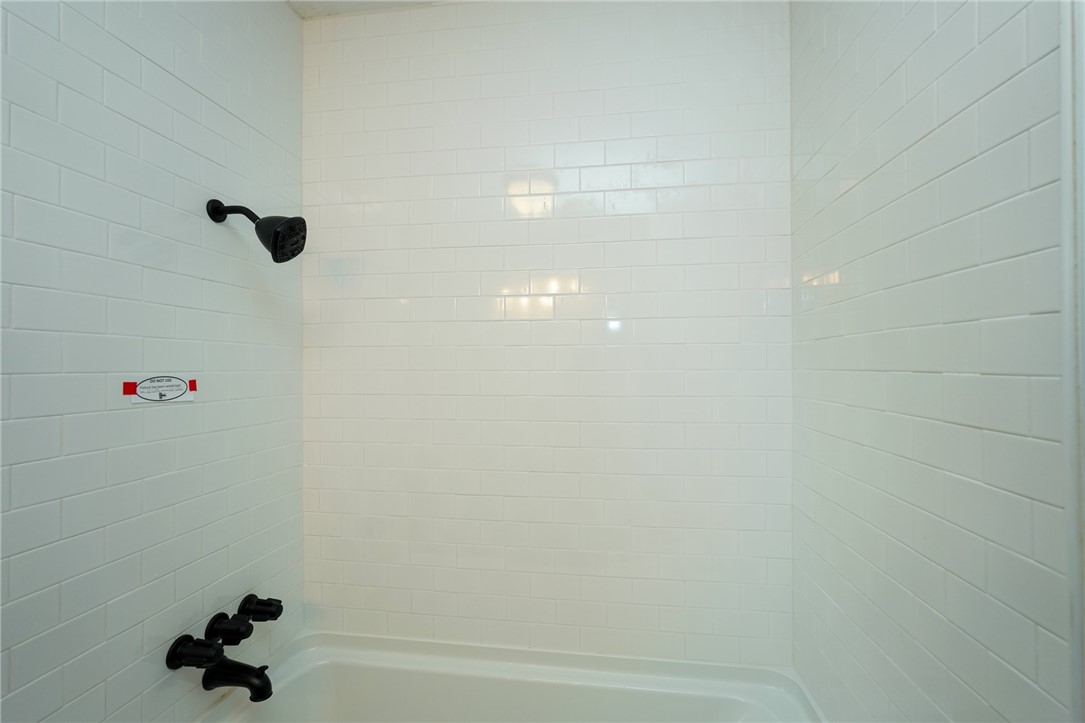 2746 Big Oak Property Photo 8