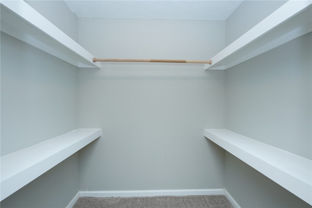 2746 Big Oak Property Photo 17