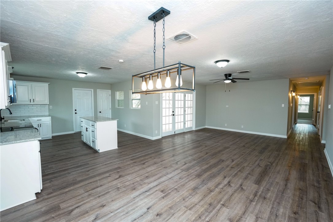 2746 Big Oak Property Photo 22