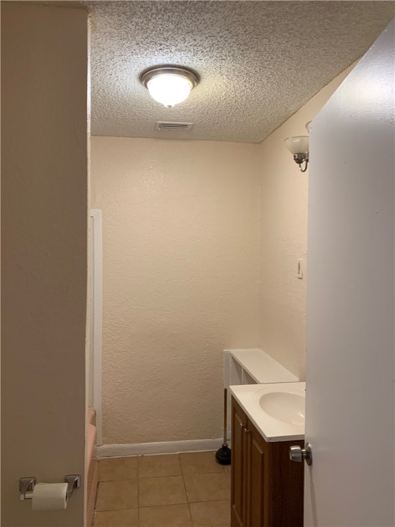 1654 18 Th St Property Photo 6