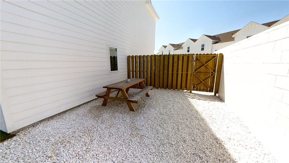 15038 Kokomo Dr Property Photo 18