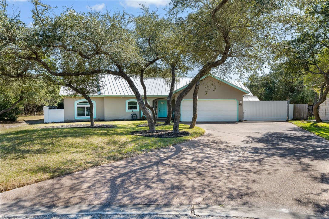 610 Bent Tree St Property Photo 1