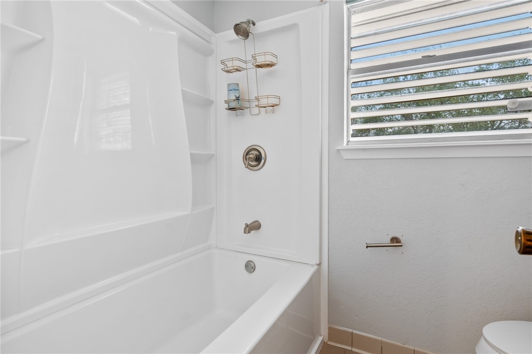 2825 Honeysuckle Property Photo 24