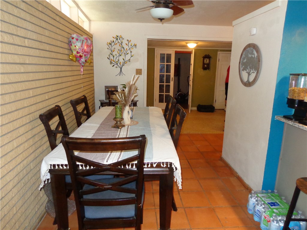 722 N Santa Anita Ave N Property Photo 3
