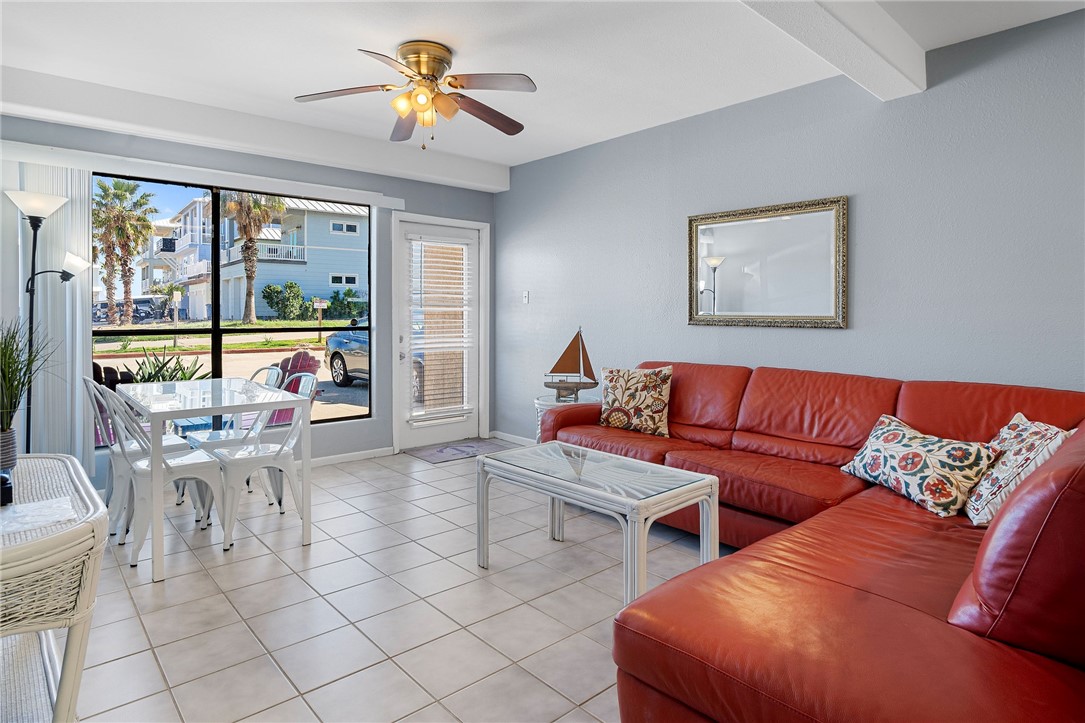 810 Banyan Beach Dr 157 Property Photo 8