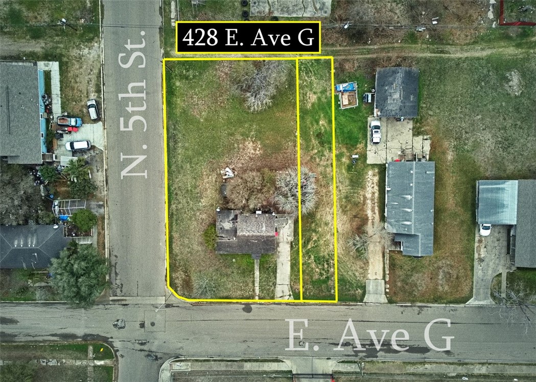 428 E Avenue G Property Photo