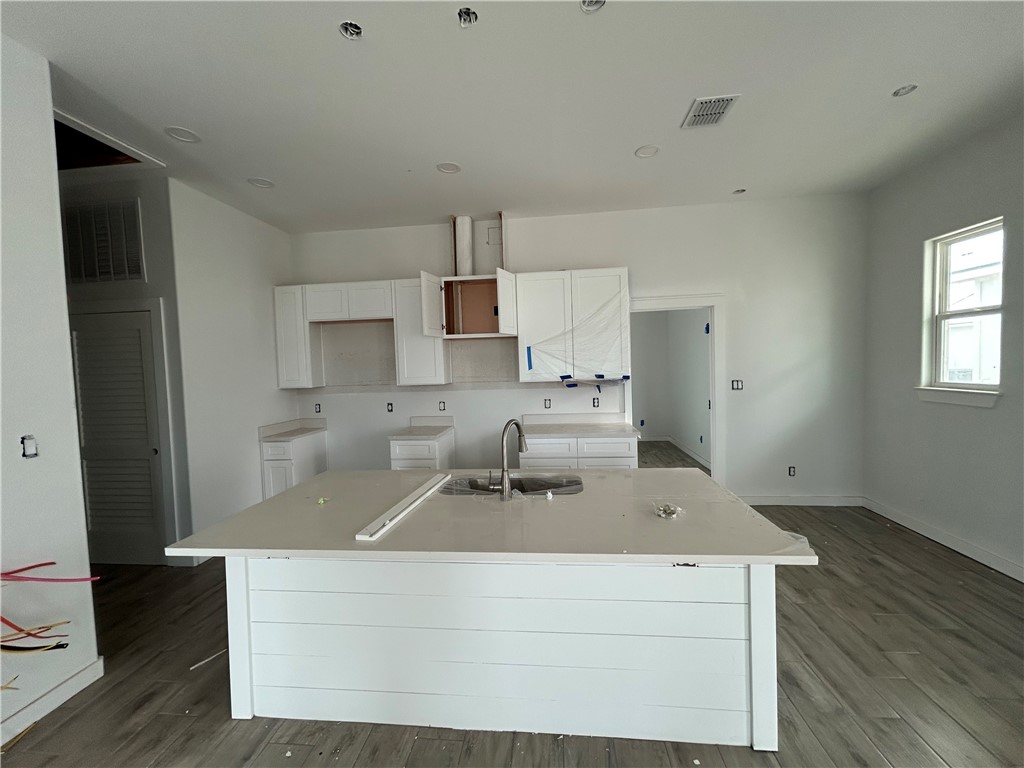 207 St. John Circle Property Photo 11