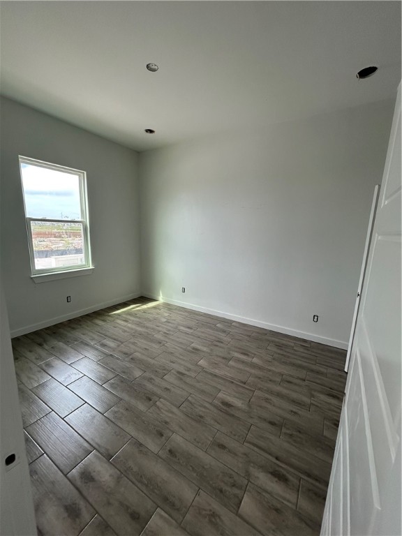 207 St. John Circle Property Photo 14