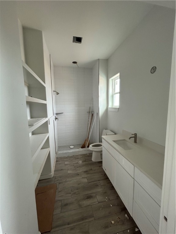 207 St. John Circle Property Photo 17