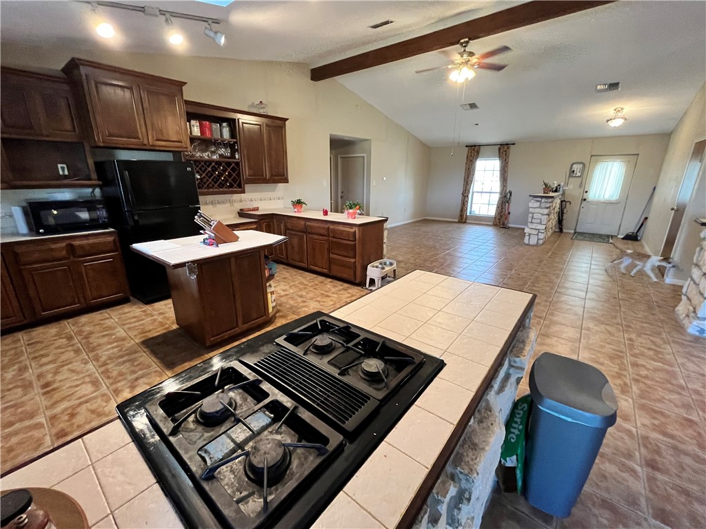3150 N Highway 59 Property Photo 6