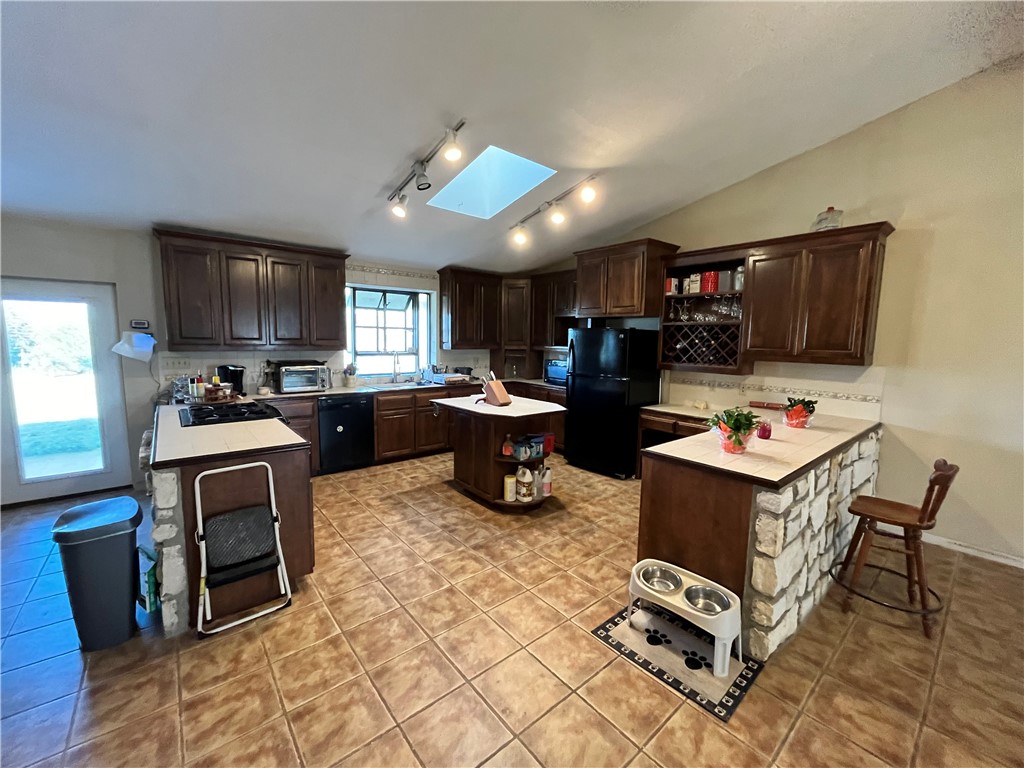 3150 N Highway 59 Property Photo 7