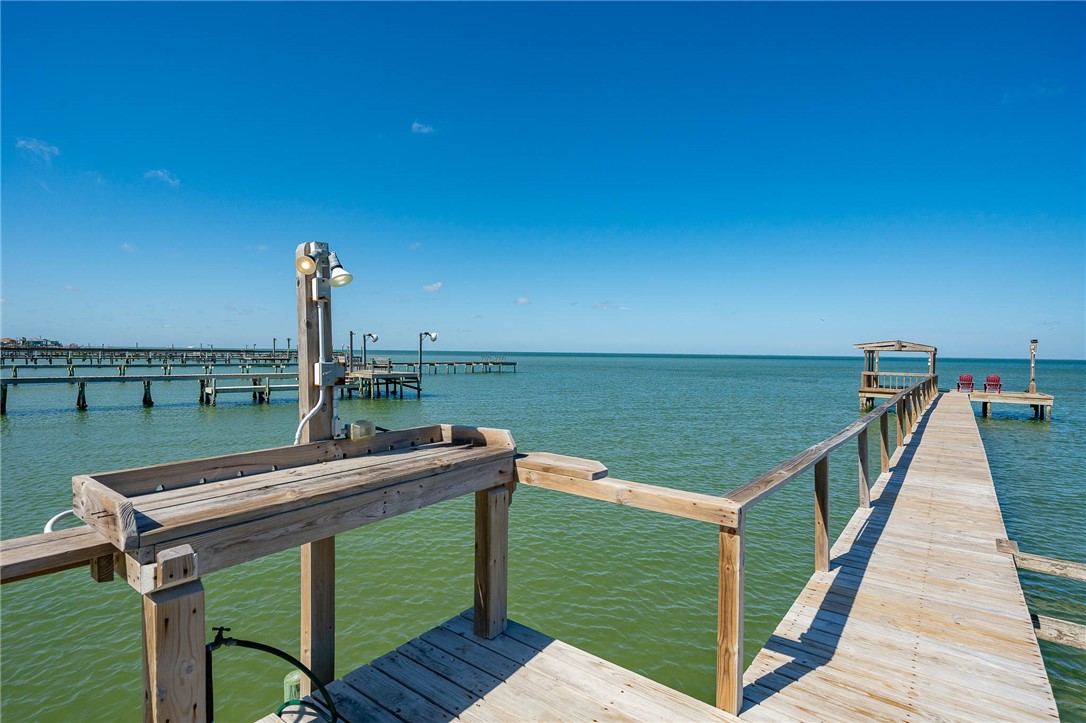 646 Copano Ridge Road Property Photo 6