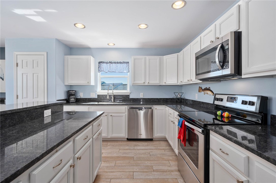 646 Copano Ridge Road Property Photo 18