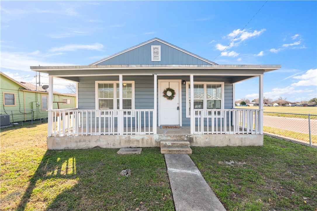 4401 Valdez Dr Property Photo 1