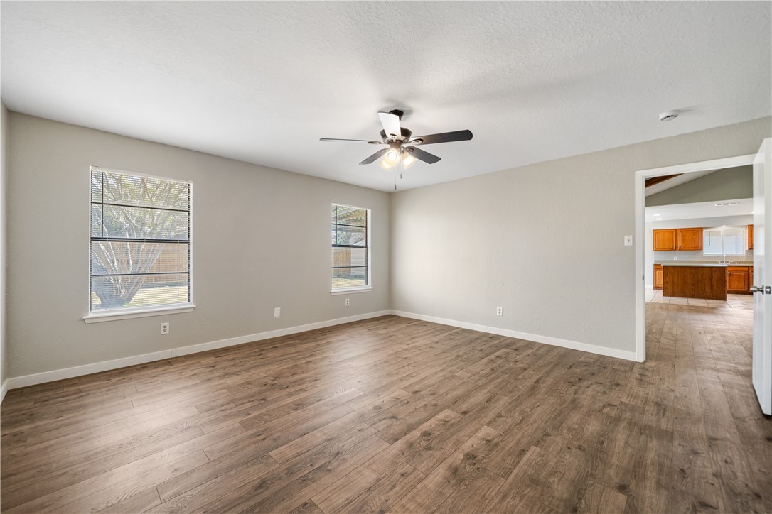 6806 Crosstimbers Dr Property Photo 15