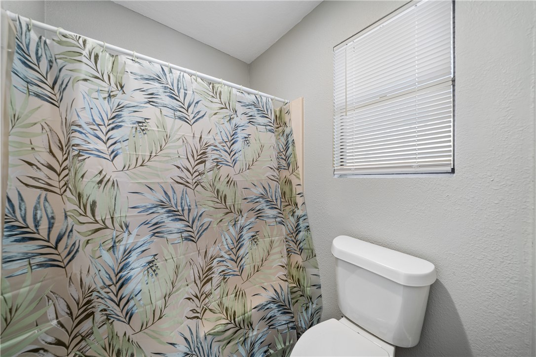 6806 Crosstimbers Dr Property Photo 17