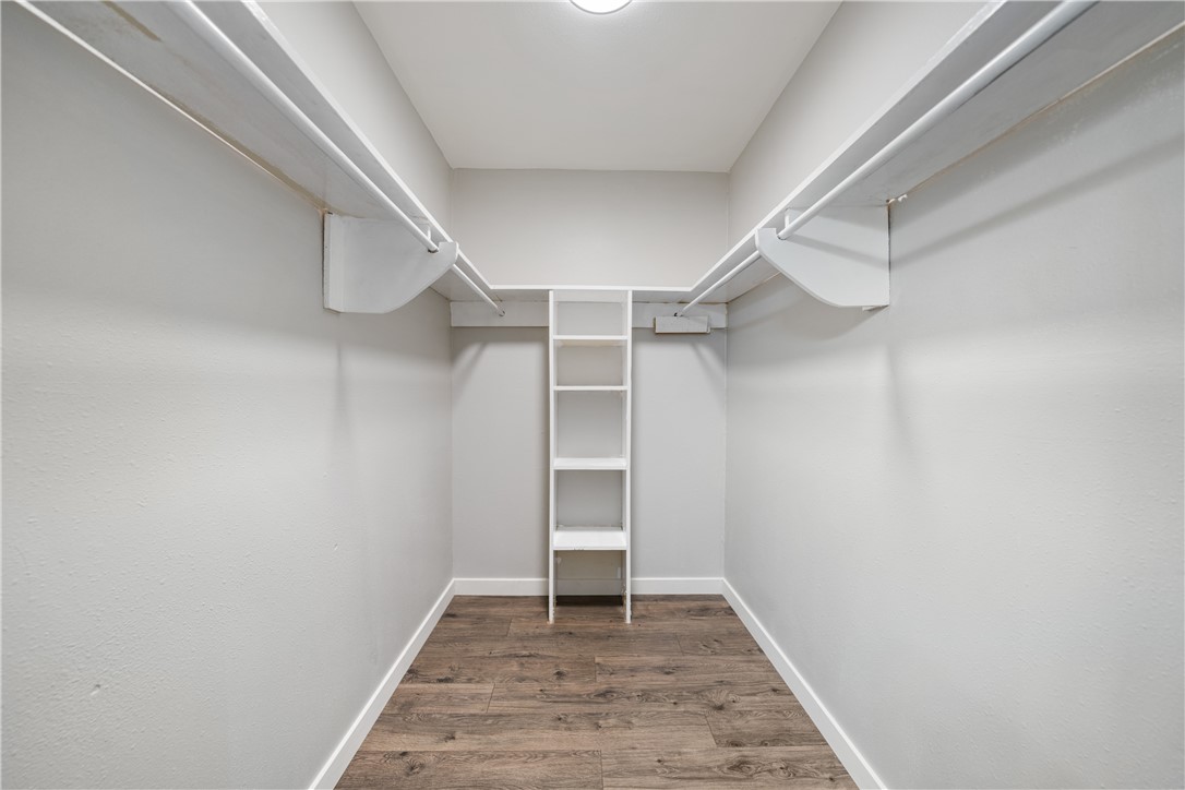 6806 Crosstimbers Dr Property Photo 18
