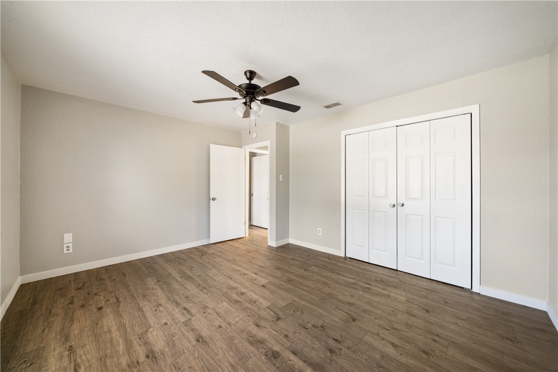 6806 Crosstimbers Dr Property Photo 23