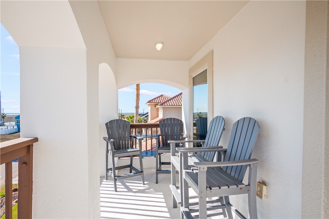 142 Mariners Dr Property Photo 29