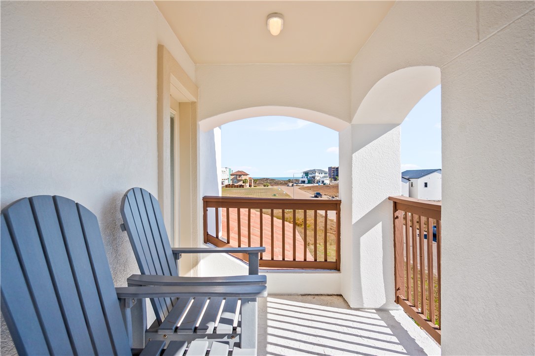 142 Mariners Dr Property Photo 30