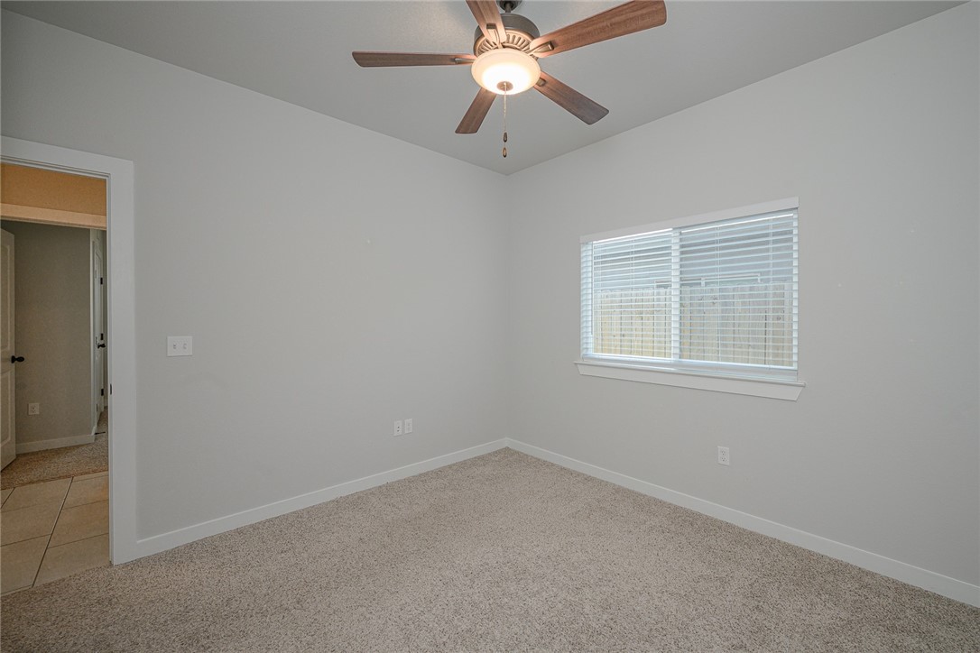 1028 Ocean Breeze St Property Photo 30