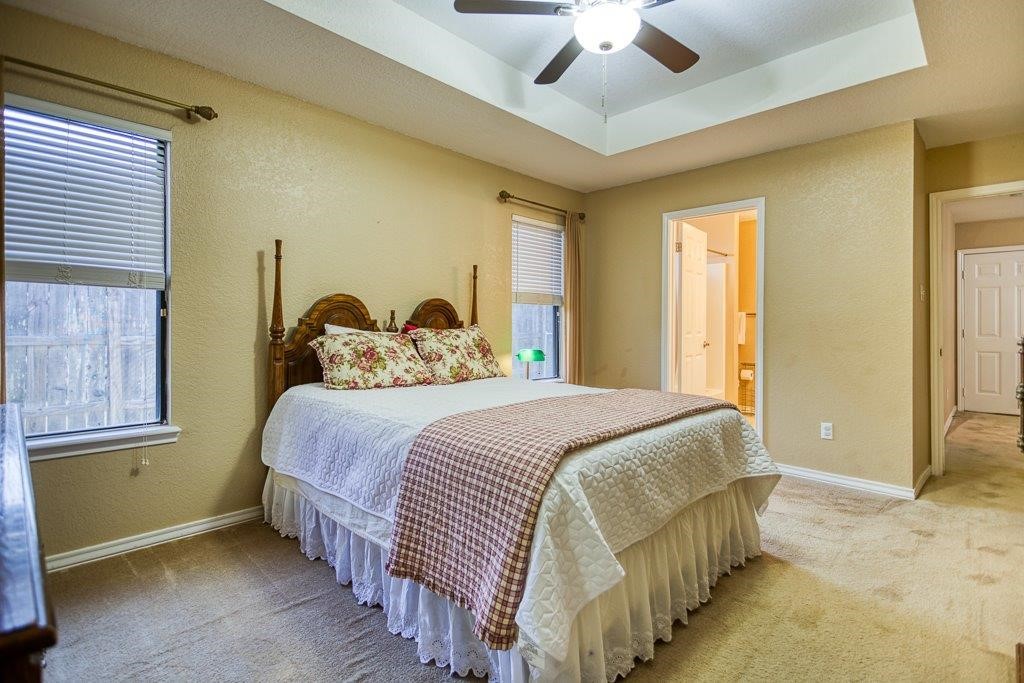 11830 Fontana Ave Property Photo 7