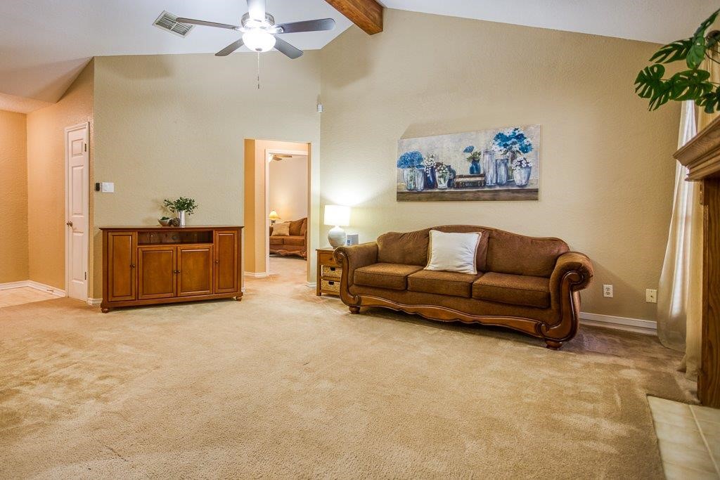 11830 Fontana Ave Property Photo 13