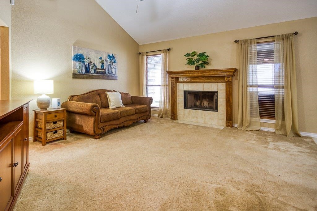 11830 Fontana Ave Property Photo 14