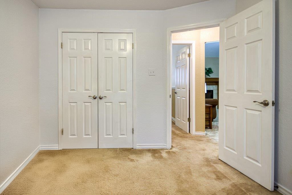 11830 Fontana Ave Property Photo 21