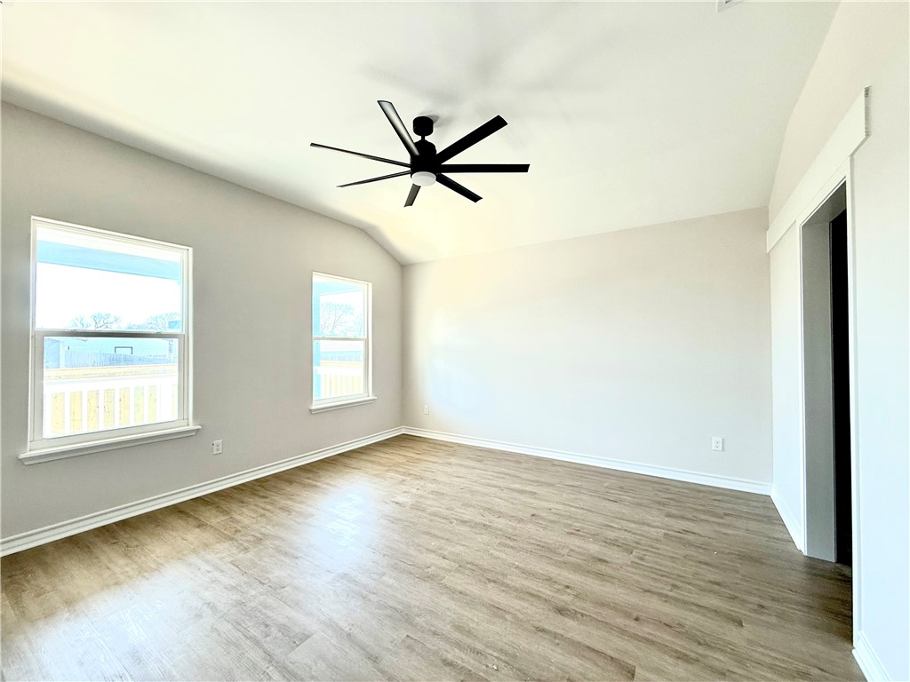 229 Sea Side Dr Property Photo 7
