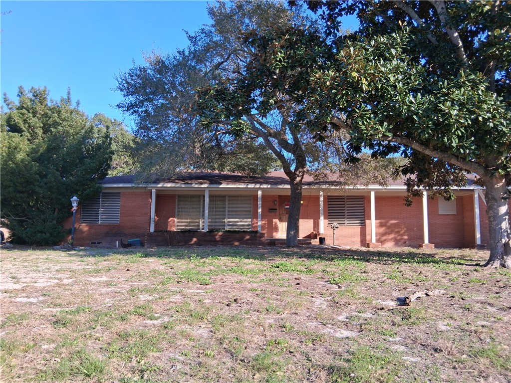 1325 S Whitney St Property Photo