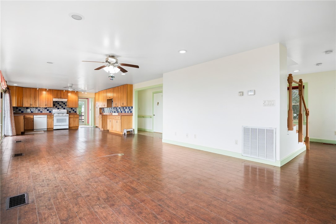 201 Copano Bay Dr Property Photo 11