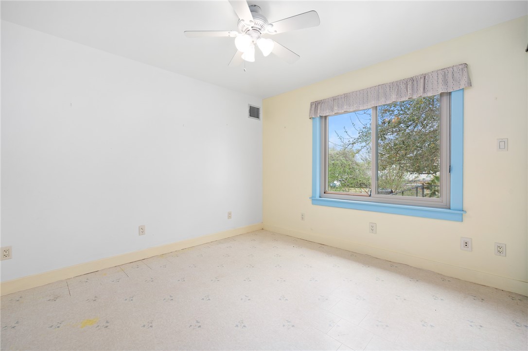 201 Copano Bay Dr Property Photo 18