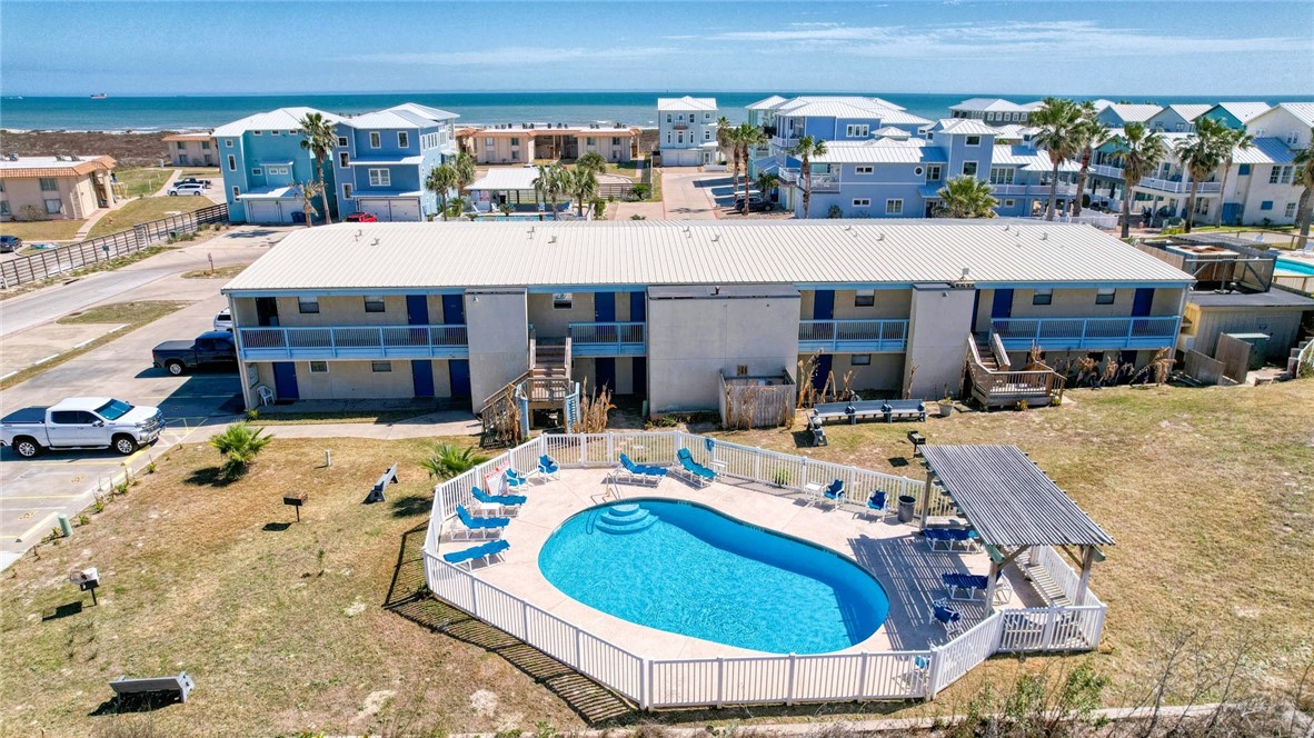 810 Banyan Beach Dr 123 Property Photo 1